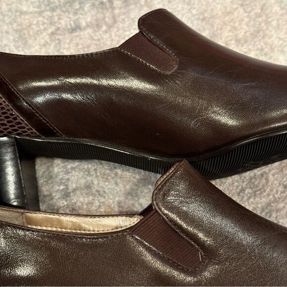 NEW Mark Lemp Classics Brown Leather Pumps/Heels 9.5M Women’s - Picture 12 of 13